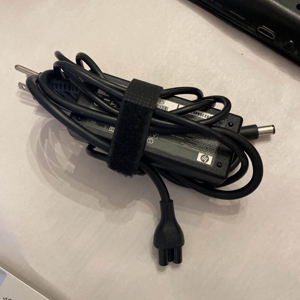 Genuine hp AC Power Adapter Charger PPP009H 609939-001 18.5V @ 3.5A